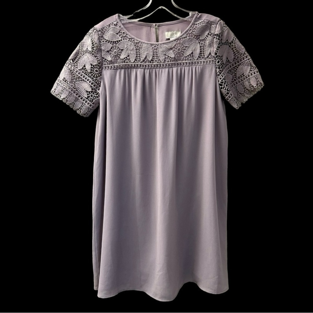 Ann Taylor Loft /Mauve Lavender Lace /Swing Dress Size S /Rayon Spandex